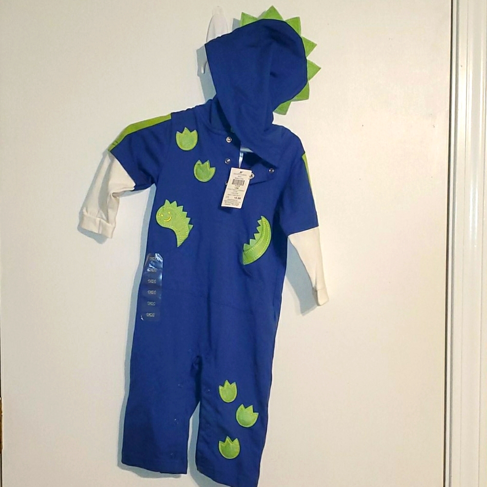 New 12mo dinosaur hooded one piece long sleeve outfit